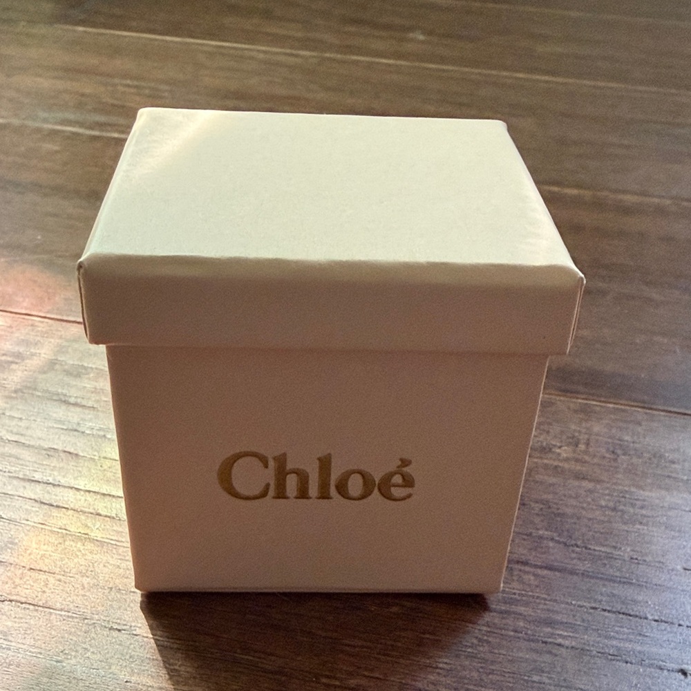 Chloe mini fragrance blush Box with Gold Logo